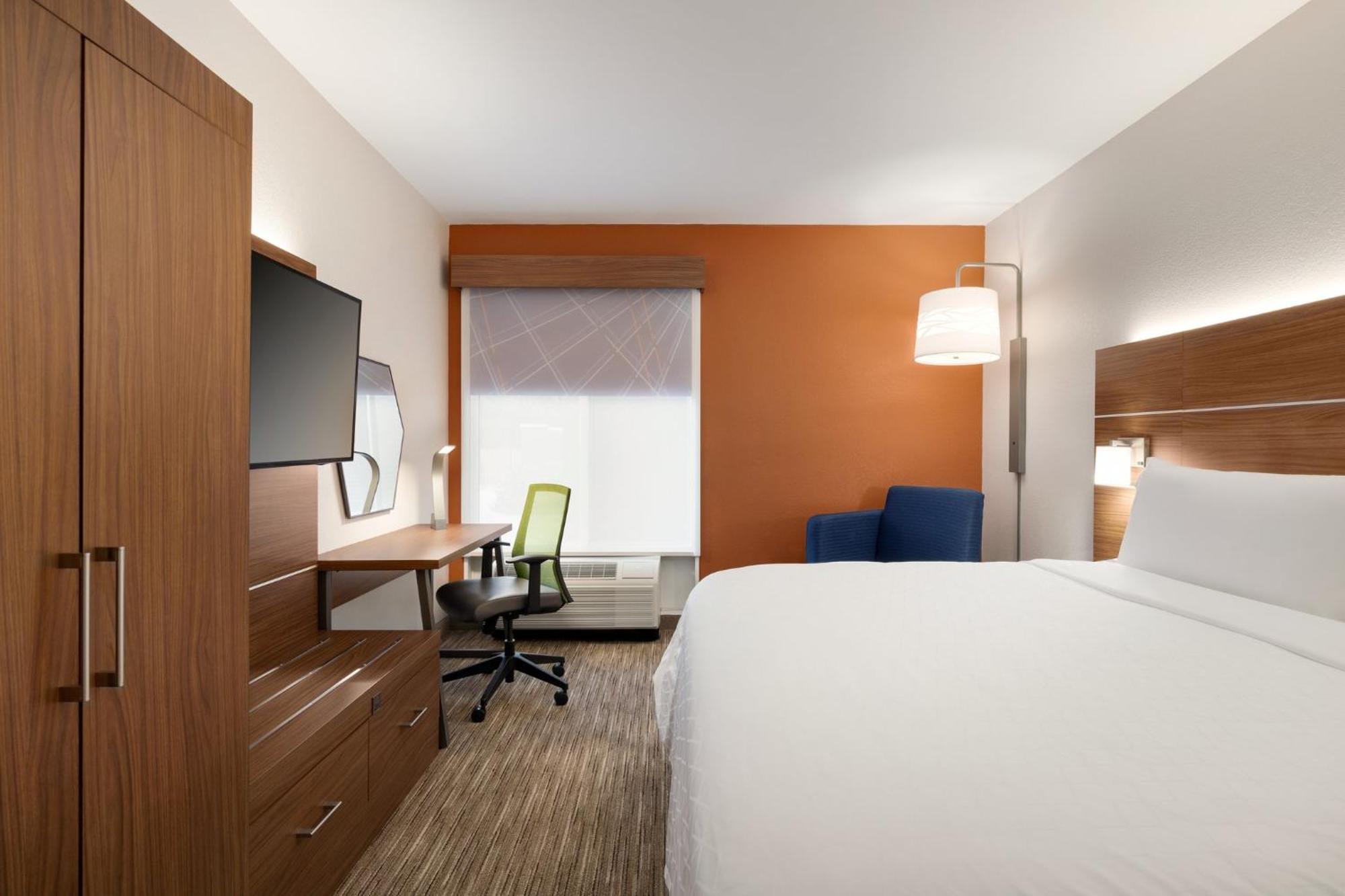 Holiday Inn Express Hotel & Suites Opelika Auburn By Ihg Exterior foto